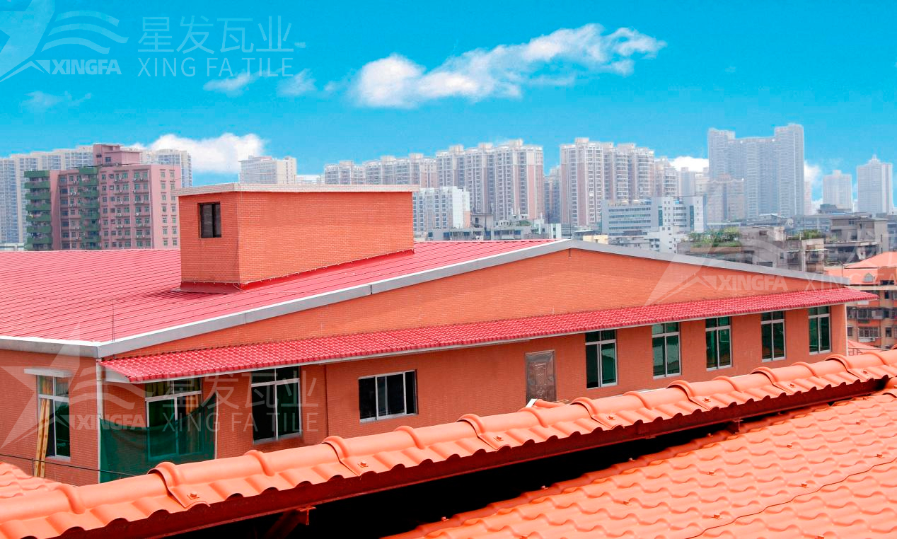 樹脂瓦非常適用于農(nóng)村房屋的改造，既實(shí)用，性價(jià)比又高！